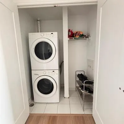 56,&nbsp;Annie Craig, Mimico, Toronto