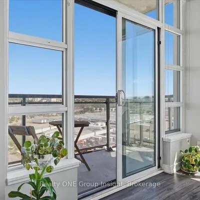 840,&nbsp;Queens Plate, West Humber-Clairville, Toronto