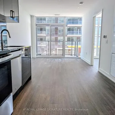 4010,&nbsp;Eglinton, Humber Heights, Toronto
