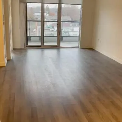 859,&nbsp;The Queensway, Stonegate-Queensway, Toronto
