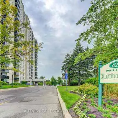 420,&nbsp;Mill, Eringate-Centennial-West Deane, Toronto