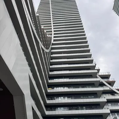 20,&nbsp;Shore Breeze, Mimico, Toronto