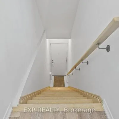 28,&nbsp;Fieldway, Islington-City Centre West, Toronto