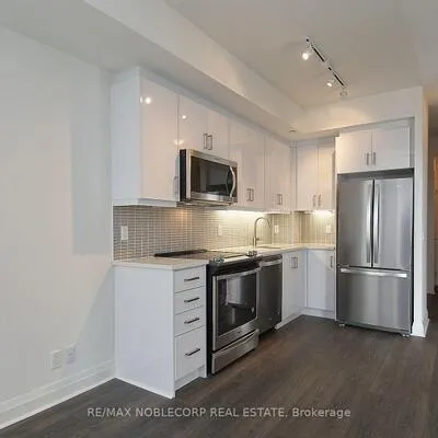 17,&nbsp;Zorra, Islington-City Centre West, Toronto