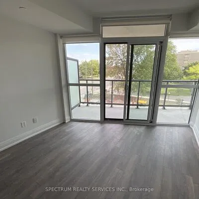 1461,&nbsp;Lawrence, Brookhaven-Amesbury, Toronto