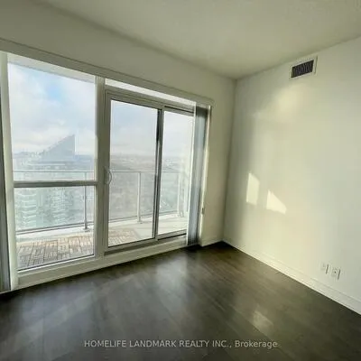 2220,&nbsp;Lakeshore, Mimico, Toronto