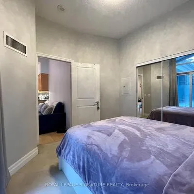 58,&nbsp;Marine Parade, Mimico, Toronto