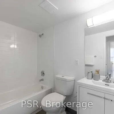 240,&nbsp;Markland, Markland Wood, Toronto