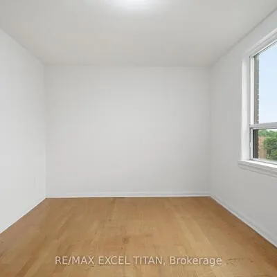 4,&nbsp;Hill Heights, Stonegate-Queensway, Toronto