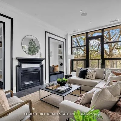 200,&nbsp;Russell Hill, Casa Loma, Toronto