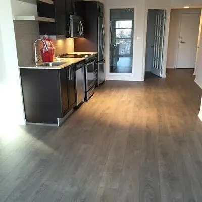 400,&nbsp;Adelaide, Moss Park, Toronto