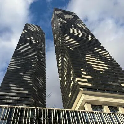 138,&nbsp;Downes, Waterfront Communities C8, Toronto