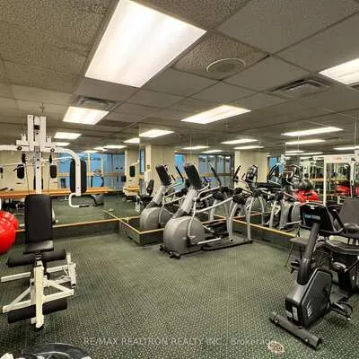 5,&nbsp;Kenneth, Willowdale East, Toronto