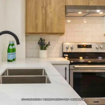 12,&nbsp;Douro, Niagara, Toronto