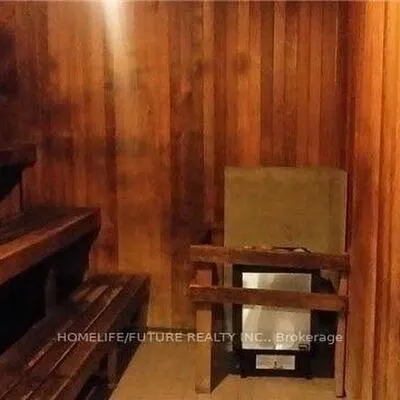 60,&nbsp;Pavane Linkway, Flemingdon Park, Toronto