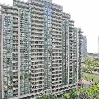 23,&nbsp;Hollywood, Willowdale East, Toronto