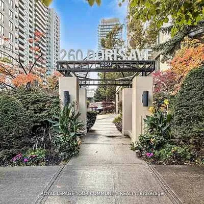 260,&nbsp;Doris, Willowdale East, Toronto