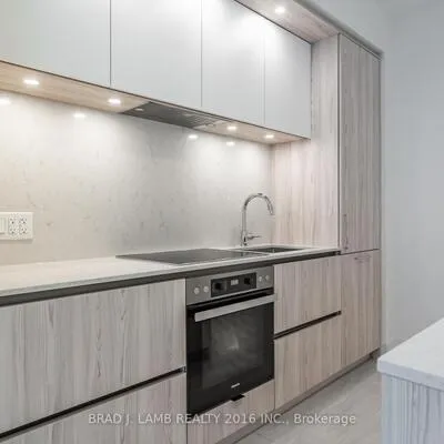 15,&nbsp;Mercer, Waterfront Communities C1, Toronto