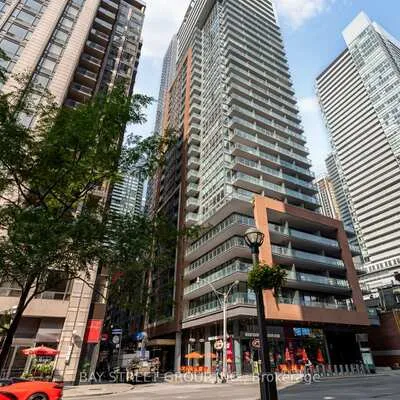 8,&nbsp;Mercer, Waterfront Communities C1, Toronto