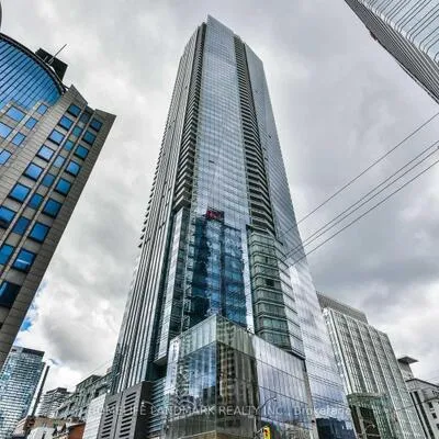 180,&nbsp;University, Bay Street Corridor, Toronto