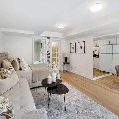 21,&nbsp;Earl, North St. James Town, Toronto
