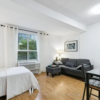 88,&nbsp;Charles, Church-Yonge Corridor, Toronto
