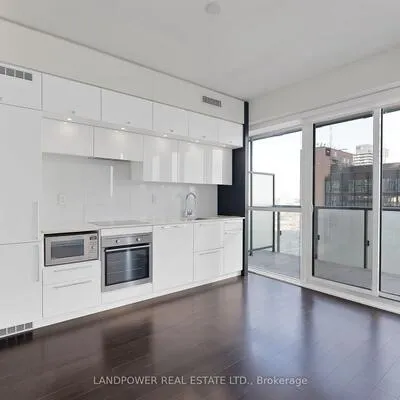15,&nbsp;Grenville, Bay Street Corridor, Toronto