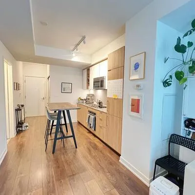50,&nbsp;Ordnance, Niagara, Toronto