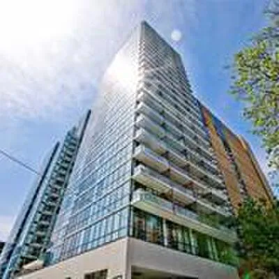 210,&nbsp;Simcoe, Bay Street Corridor, Toronto