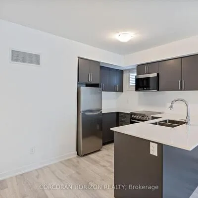 8, Marquette, Englemount-Lawrence, Toronto