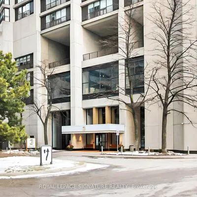 33,&nbsp;Harbour, Waterfront Communities C1, Toronto