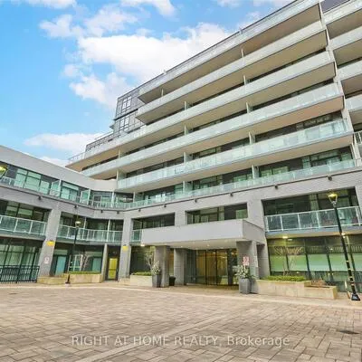 621,&nbsp;Sheppard, Bayview Village, Toronto