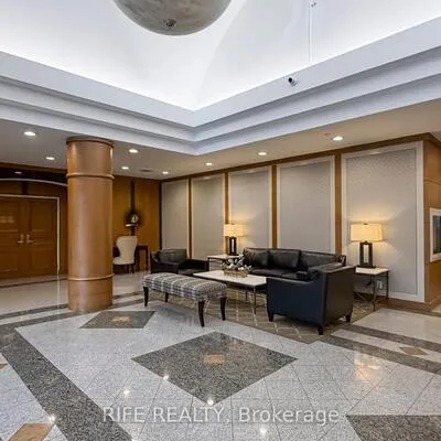 260,&nbsp;Doris, Willowdale East, Toronto