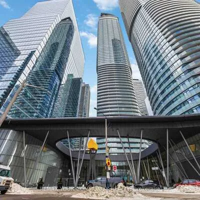 14,&nbsp;York, Waterfront Communities C1, Toronto