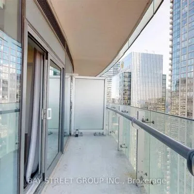 12,&nbsp;York, Waterfront Communities C1, Toronto