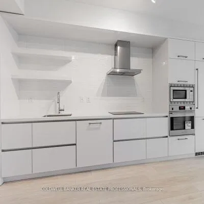 2221,&nbsp;Yonge, Mount Pleasant West, Toronto