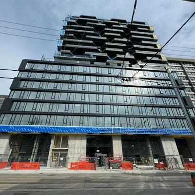 195,&nbsp;McCaul, Kensington-Chinatown, Toronto