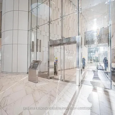 12,&nbsp;York, Waterfront Communities C1, Toronto