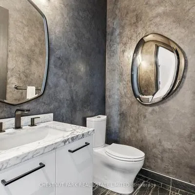 33,&nbsp;Frederick Todd, Thorncliffe Park, Toronto