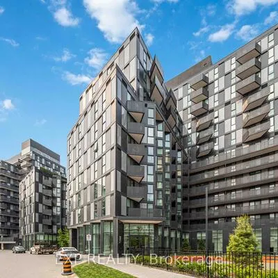 30,&nbsp;Tretti, Clanton Park, Toronto