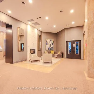 240,&nbsp;Heath, Forest Hill South, Toronto
