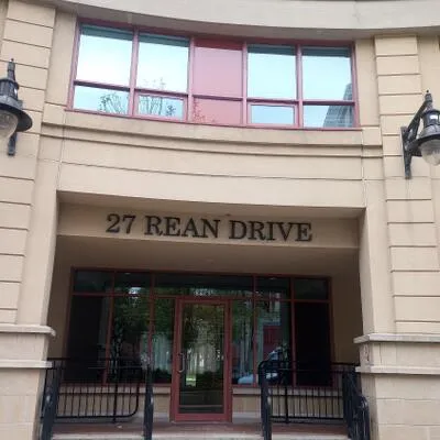 27,&nbsp;Rean, Bayview Village, Toronto