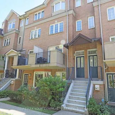 28,&nbsp;Sommerset, Willowdale East, Toronto