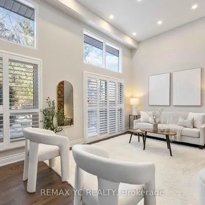 118, Tangle Briarway, Bayview Village, Toronto