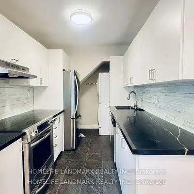 5879,&nbsp;Bathurst, Newtonbrook West, Toronto