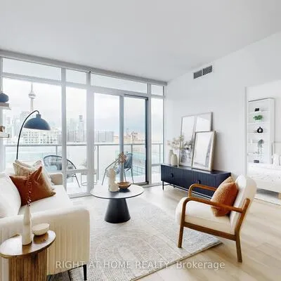 90, Stadium, Waterfront Communities C1, Toronto