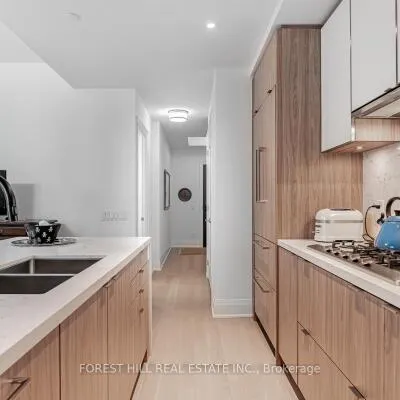 280,&nbsp;Howland, Annex, Toronto