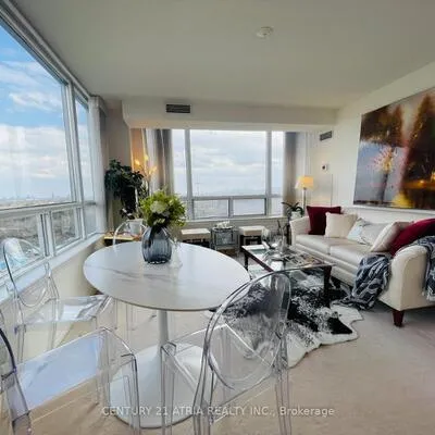 3, Rean, Bayview Village, Toronto