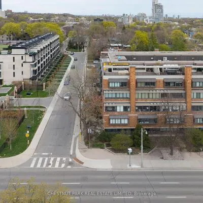 40,&nbsp;Oaklands, Yonge-St. Clair, Toronto