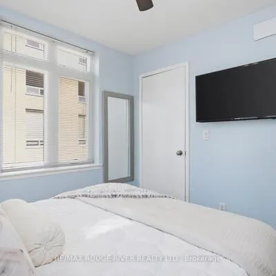 89,&nbsp;Lillian, Mount Pleasant West, Toronto